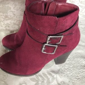 Maroon/burgundy ankle booties Size 6.5-EU 37